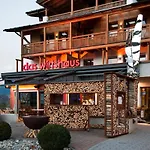 Hotel apartamentowy Auhof Wirtshaus &