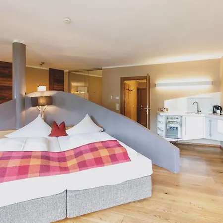Aparthotel Auhof Wirtshaus&suiten Kaprun
