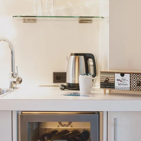 アパートホテル Auhof Wirtshaus &