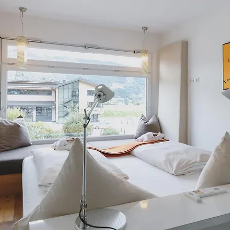 アパートホテル Auhof Wirtshaus & 4*