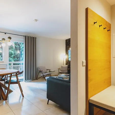 Aparthotel Auhof Wirtshaus & 4*