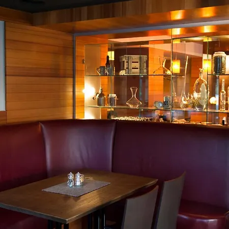 Auhof Wirtshaus & Apart Otel 4*