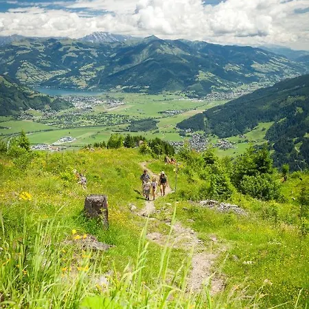 Auhof Wirtshaus & Aparthotel Kaprun